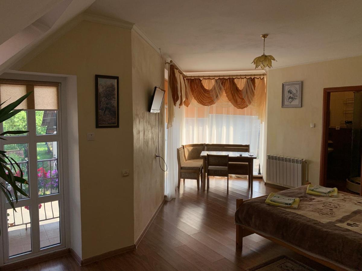Дідів Рай Hotel Volovets Exterior photo